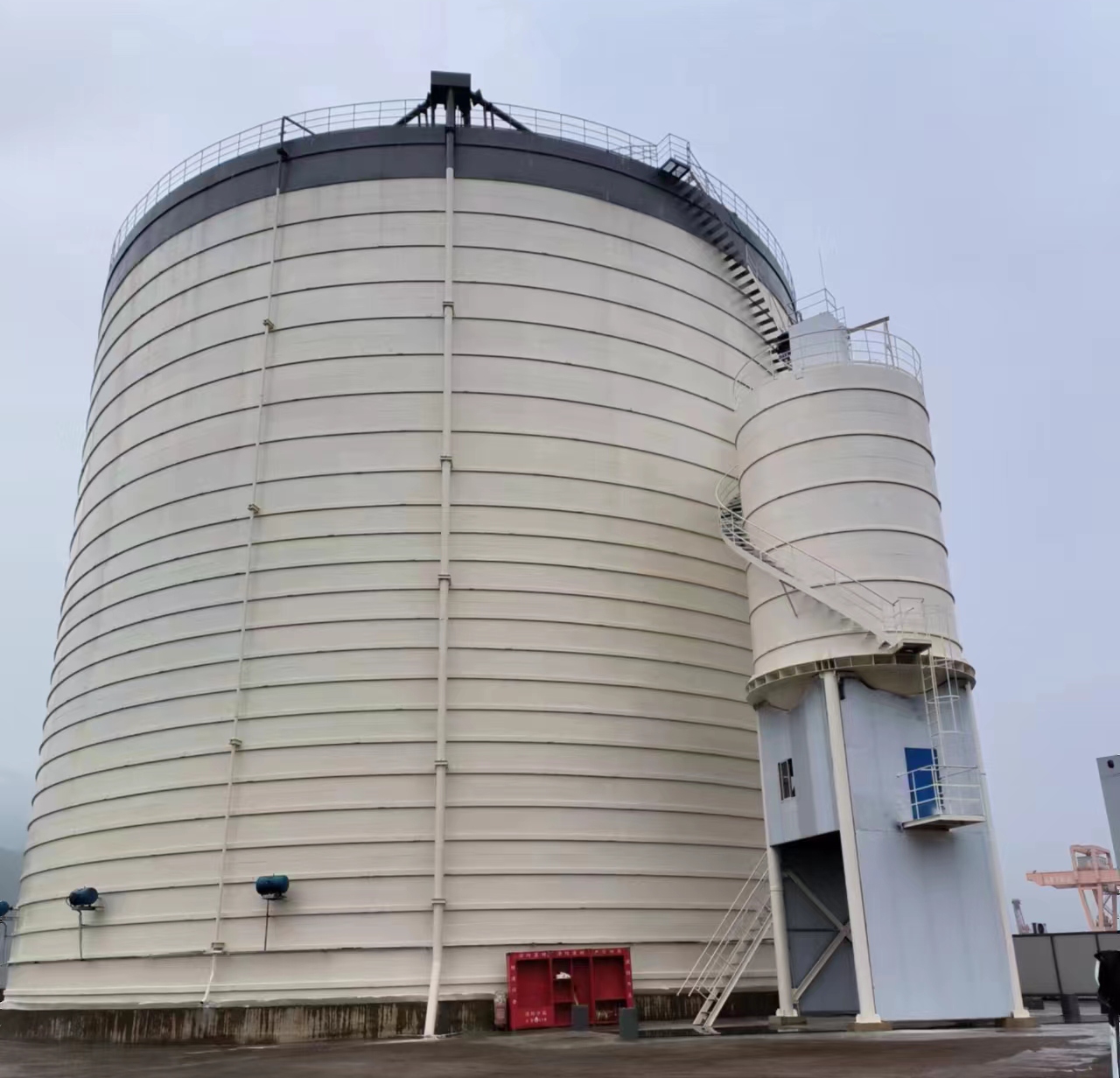 金平10万吨水泥钢板库